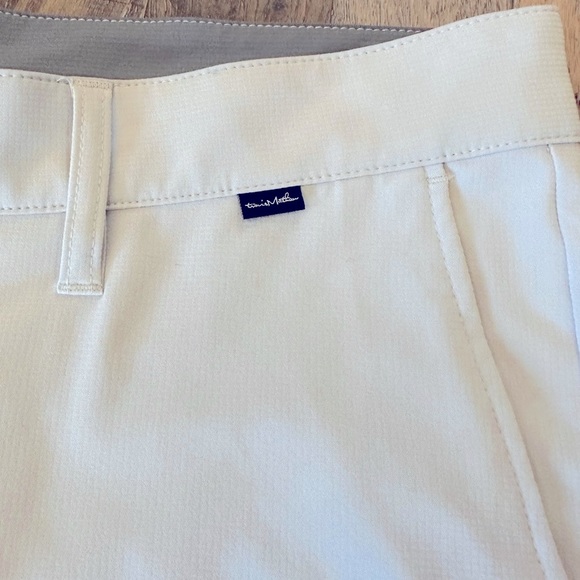 TRAVIS MATTHEWS Pants Light Gray Flat Front Golf Slacks Mens Size 38 x 28 - Picture 6 of 9